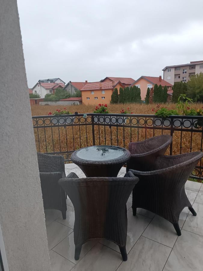 Ivana Belgrad Exterior foto